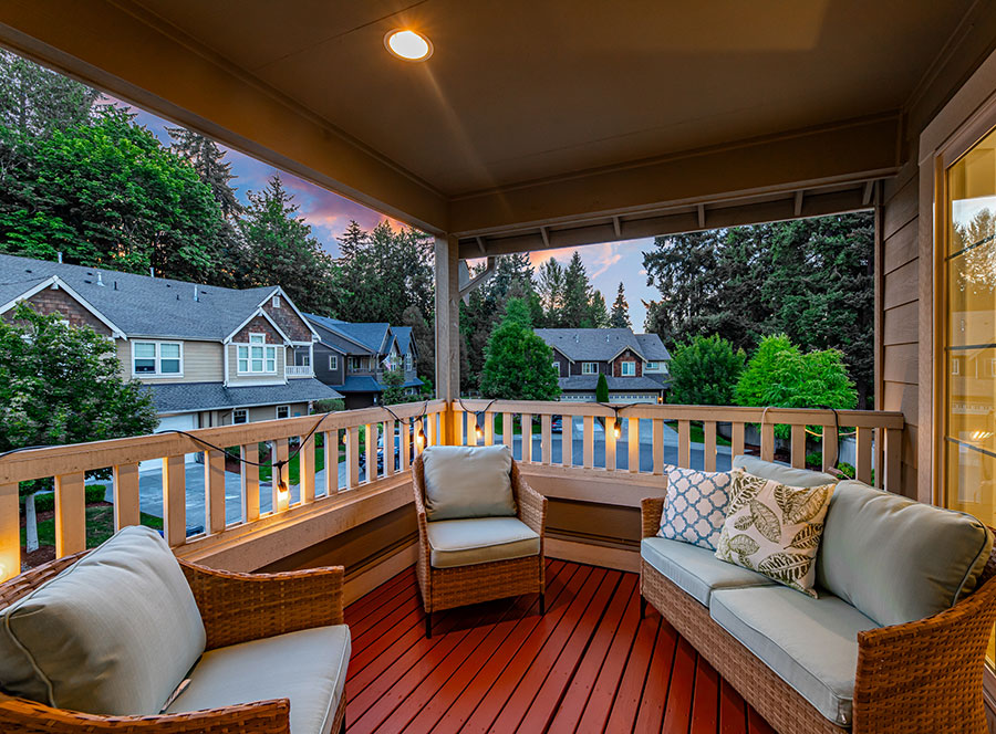 Issaquah real estate photography and video deck